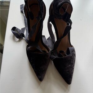 Ulla Johnson Black Heels Elegant Design